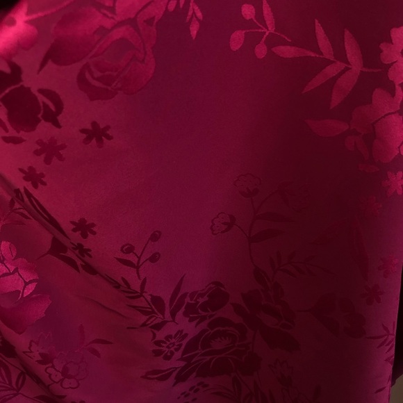 Guess off the shoulder floral pink top - Picture 3 of 5